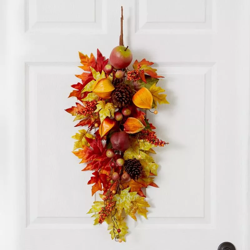 35-autumn-maple-leaf-berries-fall-teardrop 35 Autumn Maple Leaf and Berries Fall Teardrop