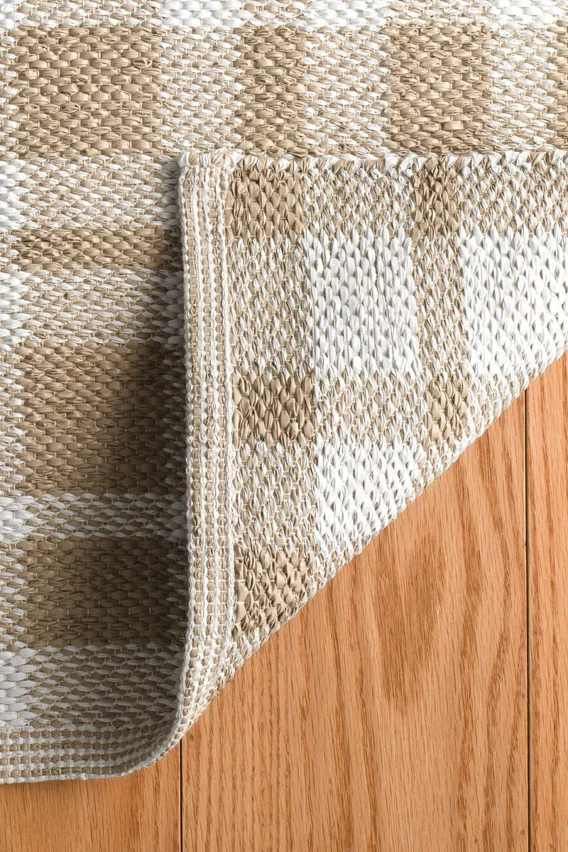 Dash & Albert Tattersall Handwoven Indoor/Outdoor Rug 2’x3′ Khaki
