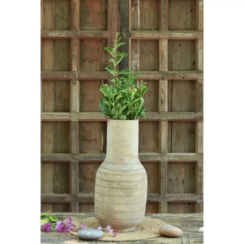 ekaurr-lambak-neck-planter Ekaurr Lambak-Neck Planter